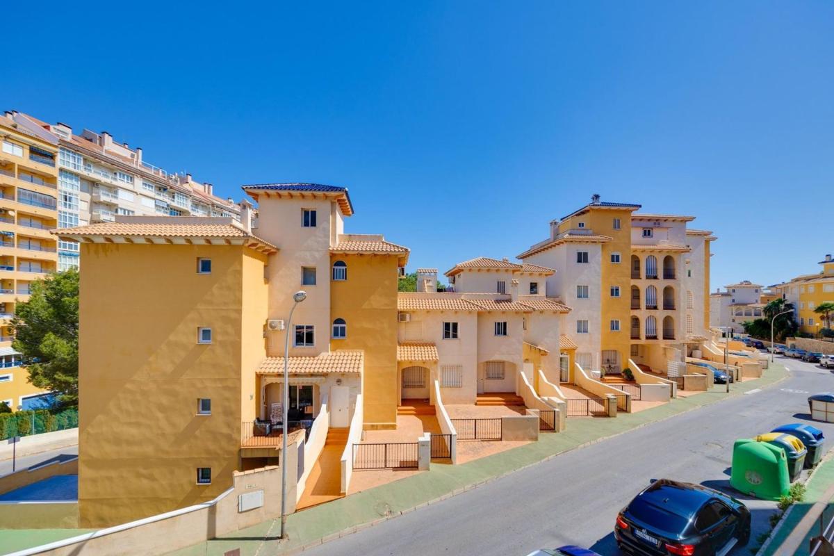Sale of apartment in Piso en Calle Samaniego, Campoamor, Orihuela, Orihuela
photo 1