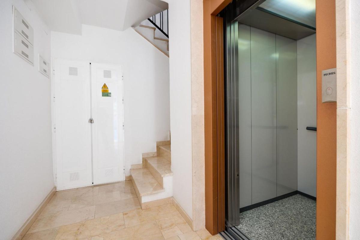 Sale of apartment in Piso en Calle Samaniego, Campoamor, Orihuela, Orihuela
photo 2
