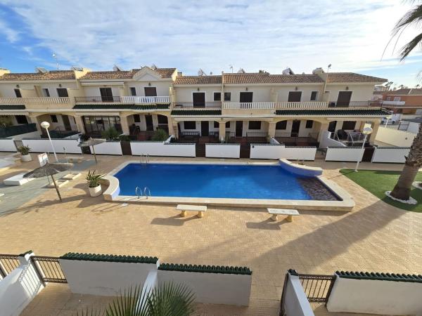 Chalet adosado en Calle Gijon, 18, Lo Marabú, Rojales thumbnail 1