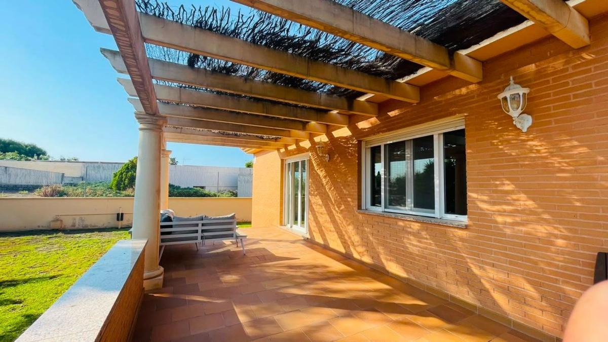 Properties for sale and rent in Spain photo 3
