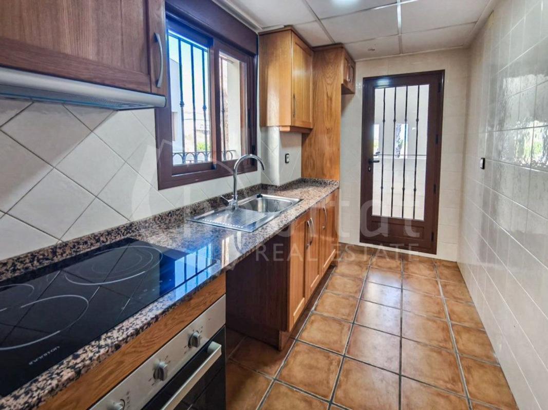 Недвижимость на продажу и в аренду в Испании photo 4