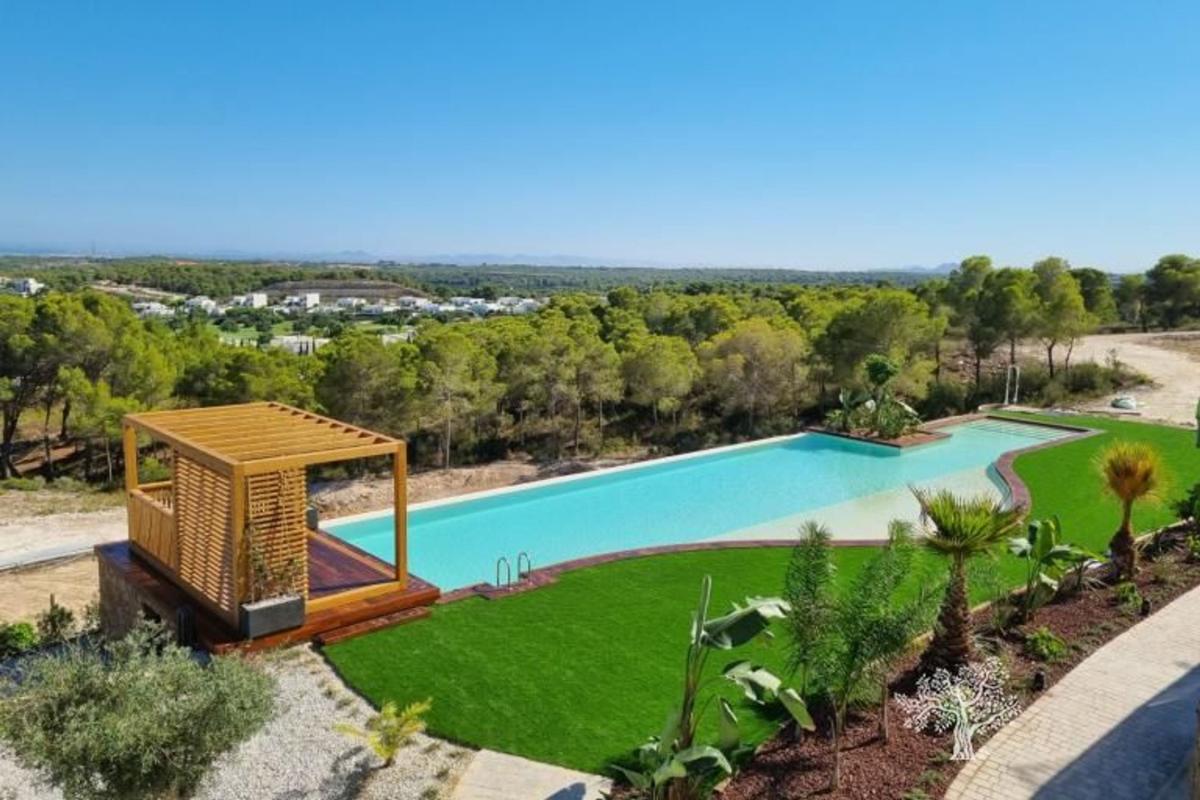 Venta de piso en Piso en Avenida de las Colinas, Las Colinas Golf, Orihuela, Orihuela
 photo 3