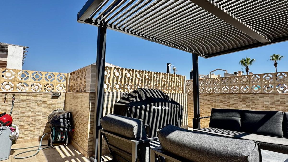 Продажа квартиры на Piso en Calle Jacinto Benavente s/n, Zona los Frutales, Torrevieja, Торревьеха
photo 2