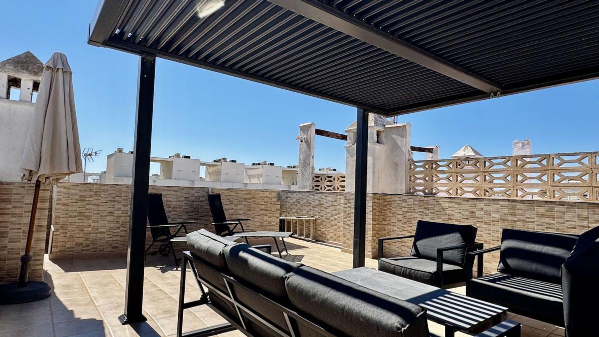 Продажа квартиры на Piso en Calle Jacinto Benavente s/n, Zona los Frutales, Torrevieja, Торревьеха
photo 3