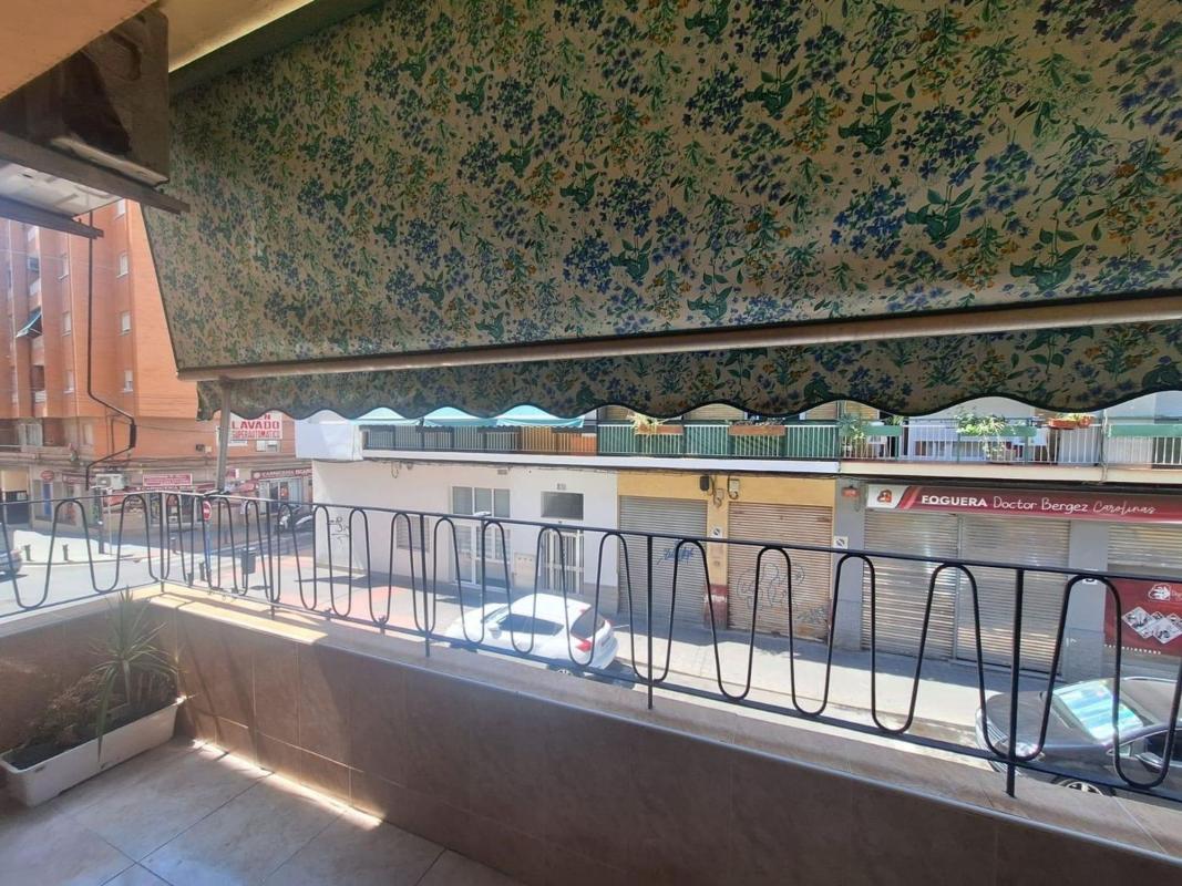 Продажа квартиры на Piso en Calle Foguerer, Carolinas Altas, Alicante / Alacant, Аликанте / Алакант
photo 4