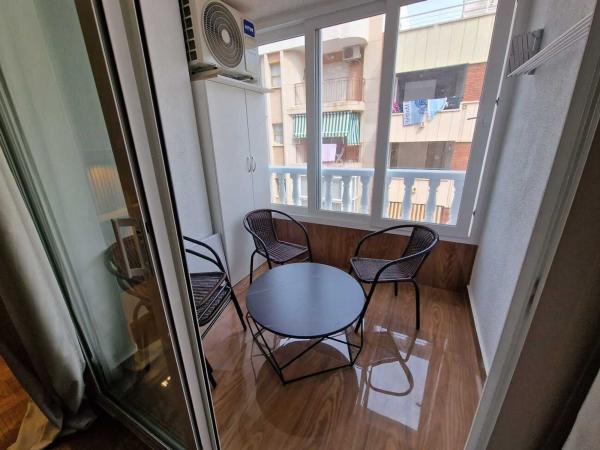 Venta de piso en Piso en Calle Bilbao, Parque de las Naciones, Torrevieja, Torrevieja
 photo 3