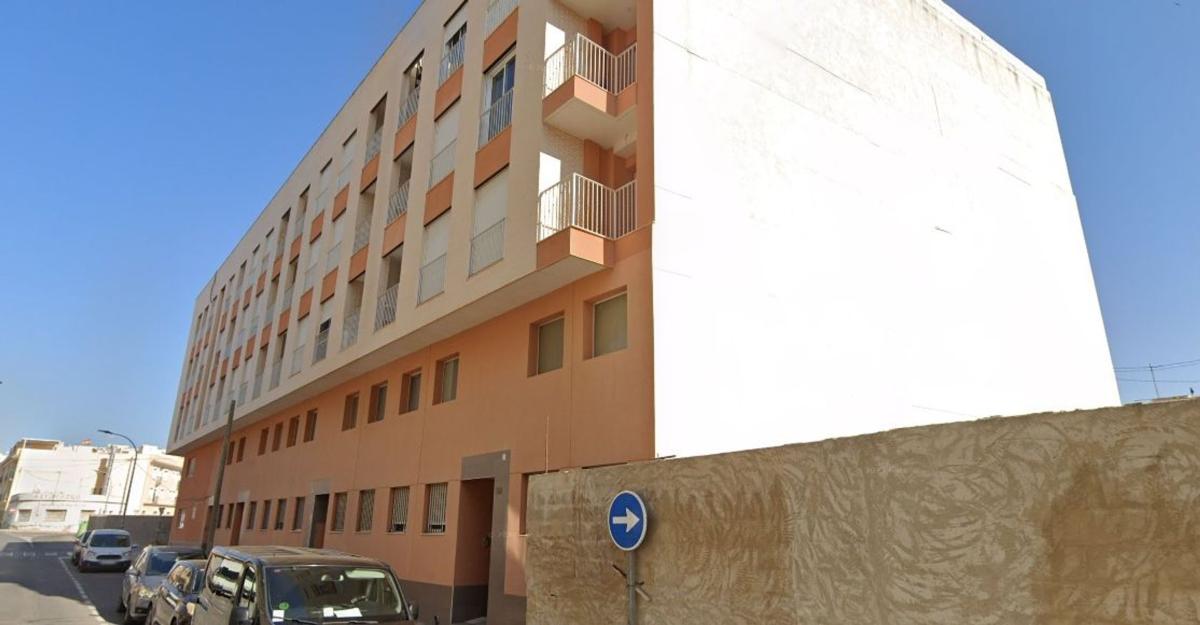 Продажа квартиры на Piso en Almirall Roger Lluria, Campello Pueblo, El Campello, Эль Кампельо
 photo 2