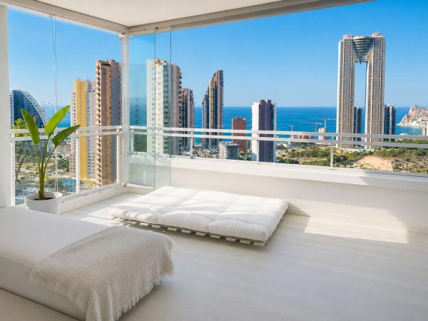 Venta de piso en Piso en Presidente Adolfo Suarez, Pueblo Poniente, Benidorm, Benidorm
photo 1