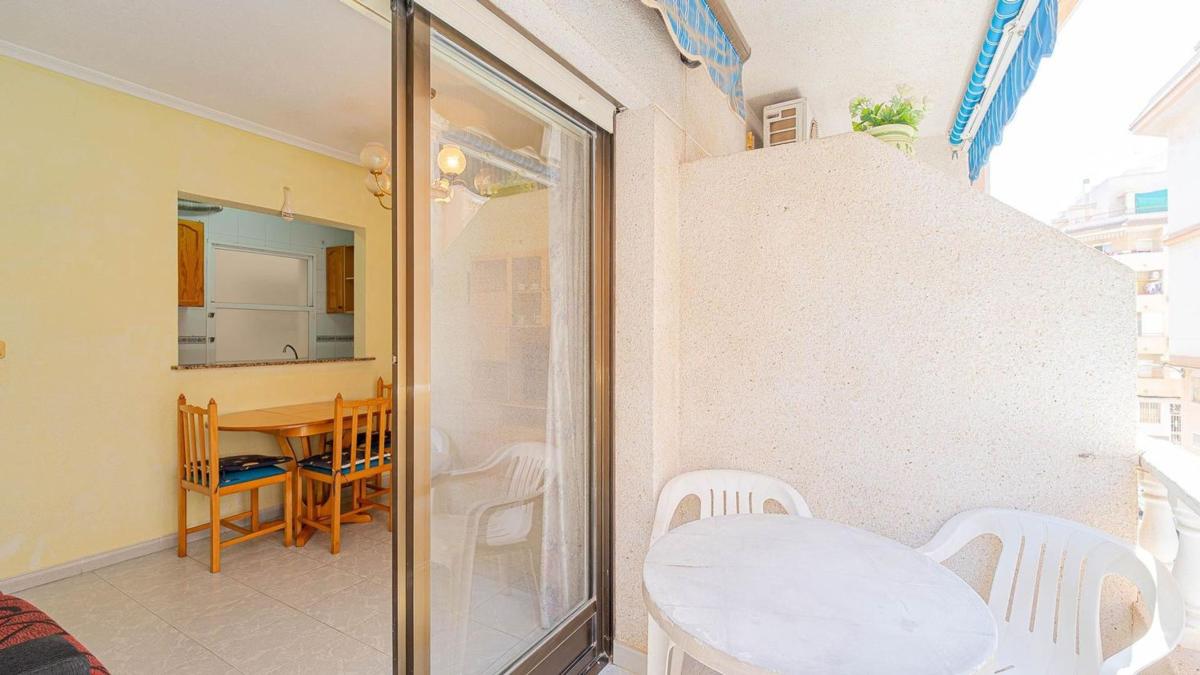 Venta de piso en Piso en Calle la Loma, Avenida Habaneras - Curva de Palangre, Torrevieja, Torrevieja
photo 3