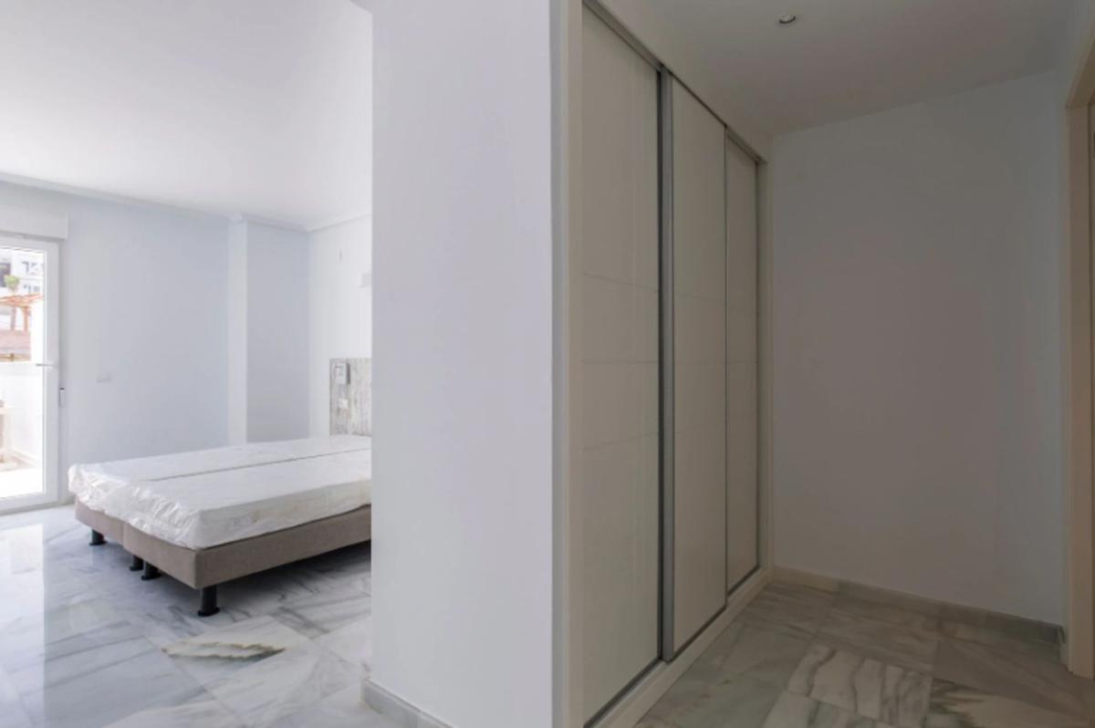 Продажа квартиры на Piso en Calle Altea, 14, Pueblo Acantilado - Lanuza, El Campello, Эль Кампельо
 photo 2