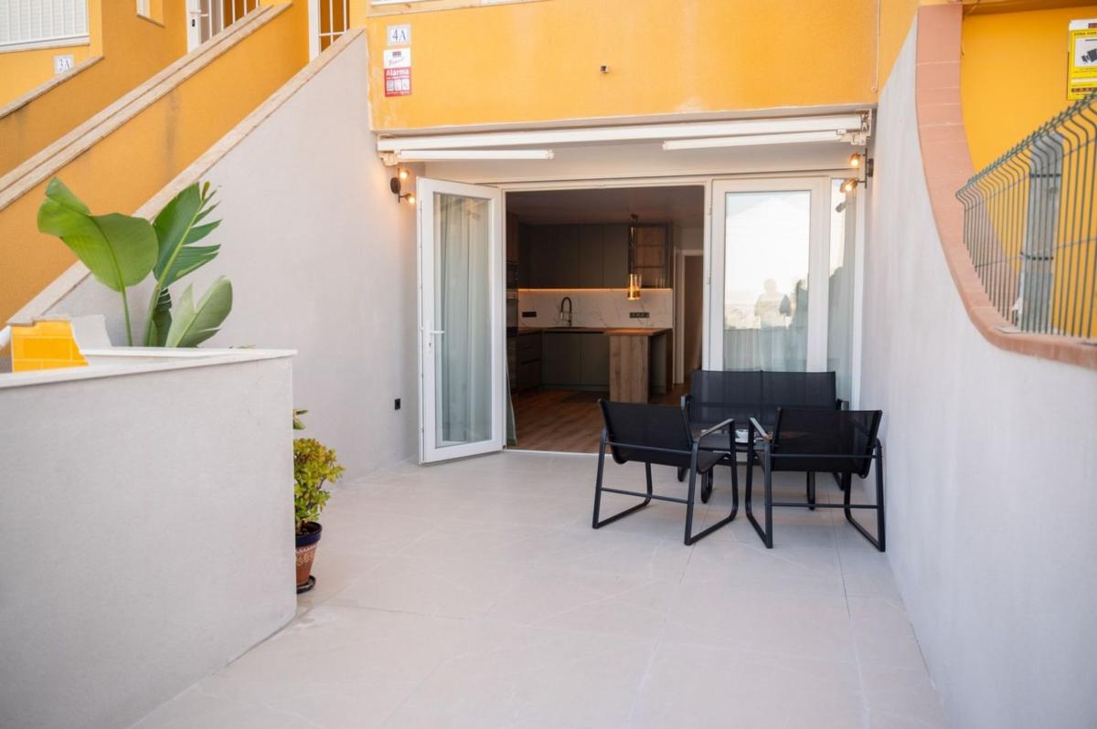 Venta de piso en Piso en Paseo de los Conquistadores s/n, La Veleta, Torrevieja, Torrevieja
 photo 4