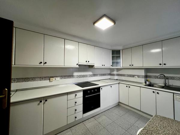 Продажа квартиры на Piso en Avenida Pintor Baeza, 3 f, Altozano, Alicante / Alacant, Аликанте / Алакант
 photo 4