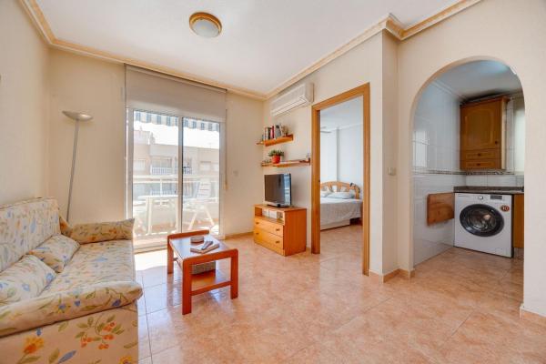 Sale of flat in Piso en Calle Apolo, 68, Antonio Machado, Torrevieja, Torrevieja
 photo 4