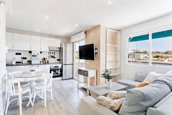 Продажа квартиры на Piso en Avenida de Dénia, Raval Roig-Virgen del Socorro, Alicante / Alacant, Аликанте / Алакант
photo 1
