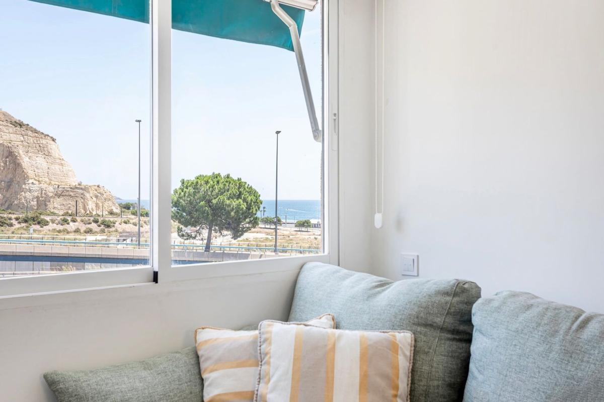 Venta de piso en Piso en Avenida de Dénia, Raval Roig-Virgen del Socorro, Alicante / Alacant, Alicante / Alacant
 photo 4