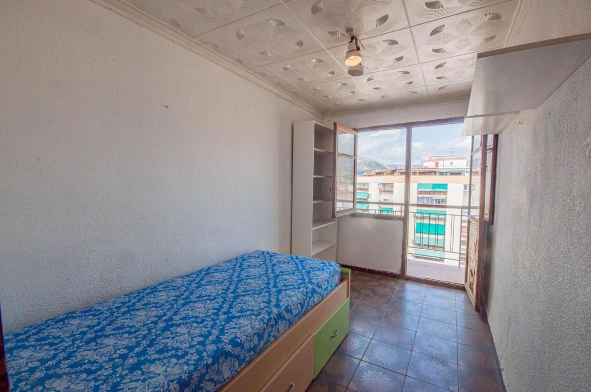 Sale of apartment in Piso en Calle San Crispín, 6, Plaza de Toros - Avenida Chapí - Trinquete, Elda, Elda
photo 5