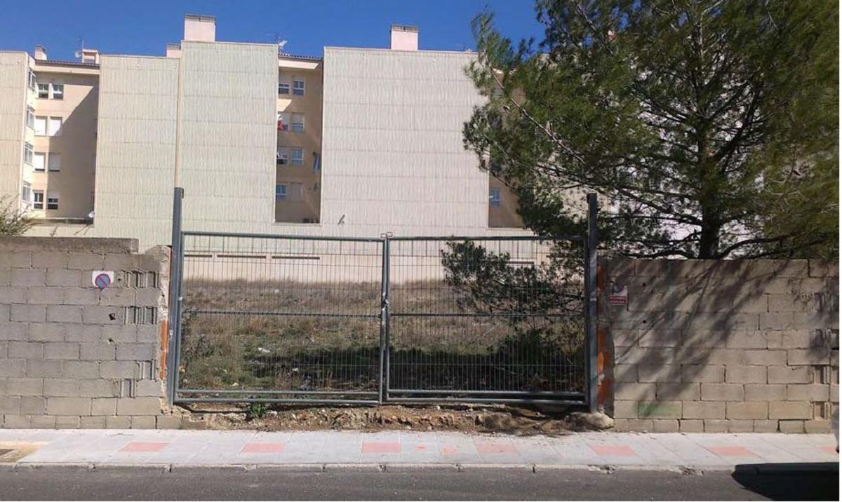 Участок земли на продажу в Иби, Аликанте photo 3