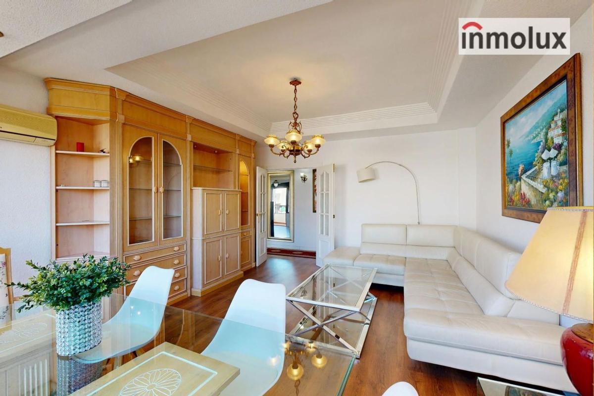 Продажа квартиры на Piso en Calle Poeta Vila y Blanco, Ensanche-Diputación, Alicante / Alacant, Аликанте / Алакант
photo 4