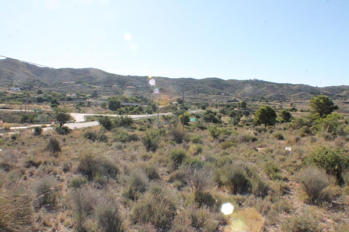 Terreno en venta en Busot, Alicante photo 5