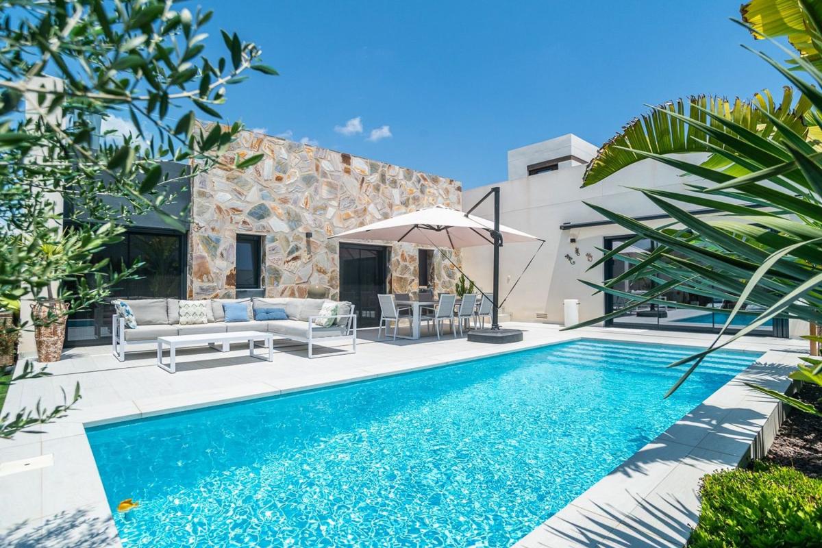Sprzedaż niezależnego domku jednorodzinnego w Casa o chalet en Algorfa, Algorfa photo 1