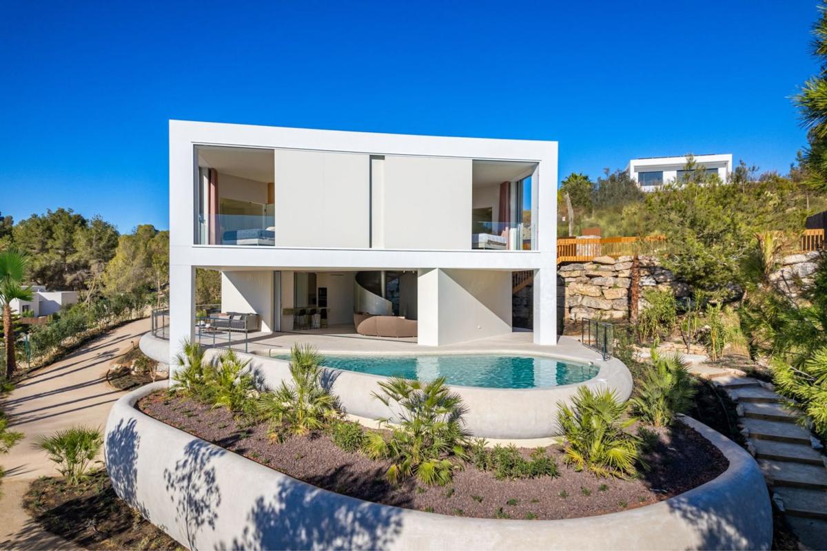 Продажа отдельного шале в Casa o chalet en Las Colinas Golf, Orihuela, Ориуэла photo 1