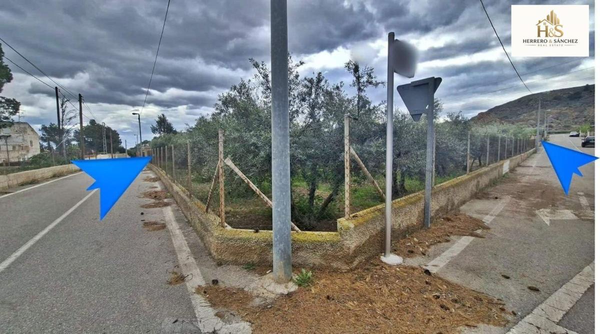 Terreno en venta en Cañada del Fenollar, Alicante photo 4
