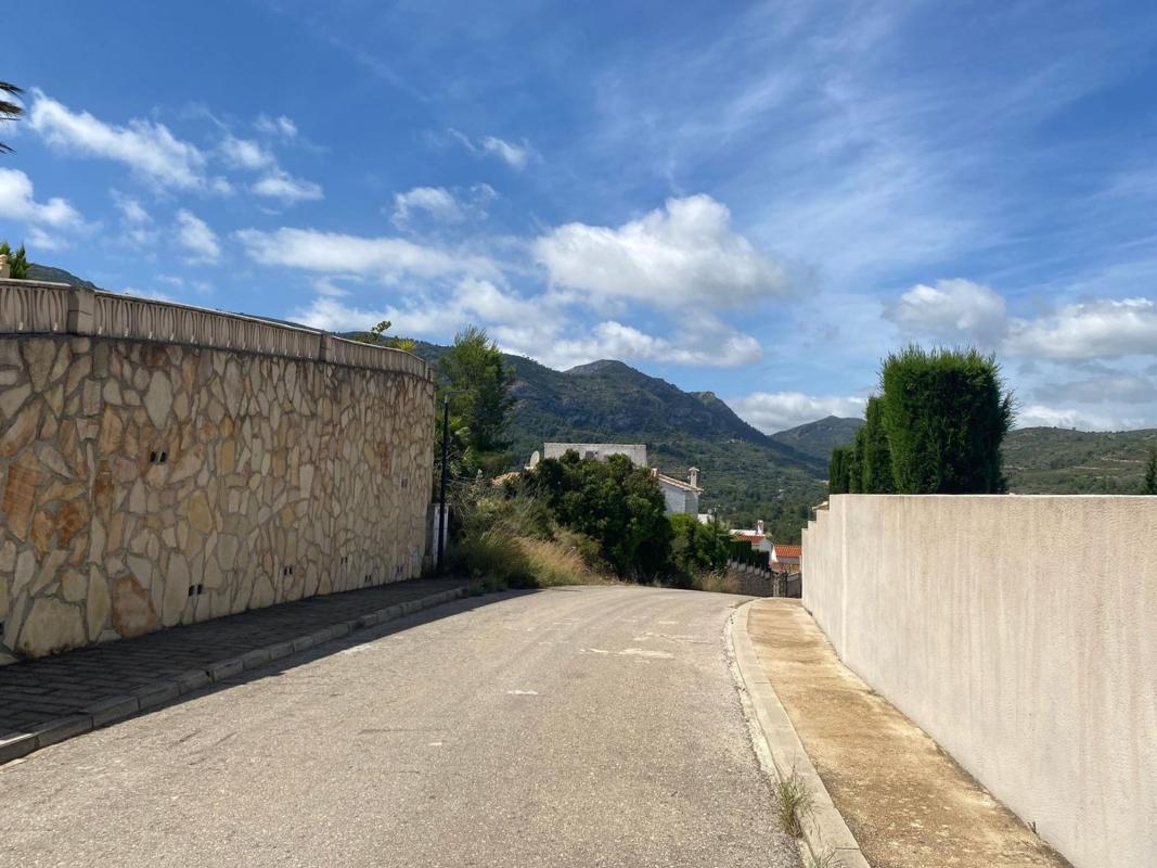 Terreno en venta en Pedreguer, Alicante photo 3