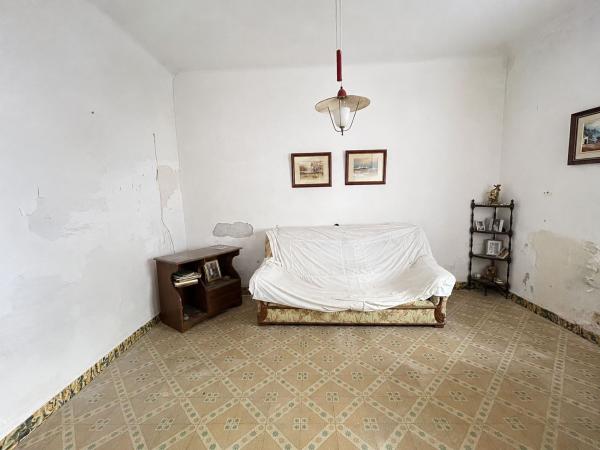 Частный шале на продаже в  Casa o chalet en Calle Gran Vía, Sax, Сакс photo 2