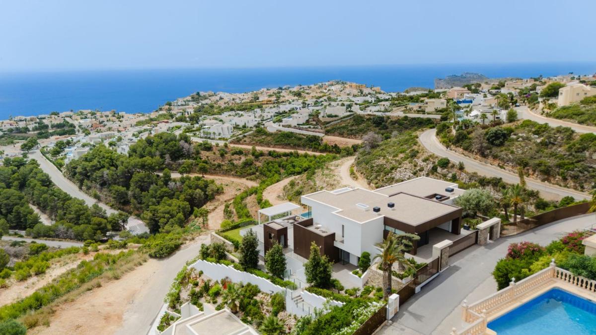 Sale of independent chalet in Casa o chalet en Cumbre del Sol, Benitachell, Benitachell
photo 2