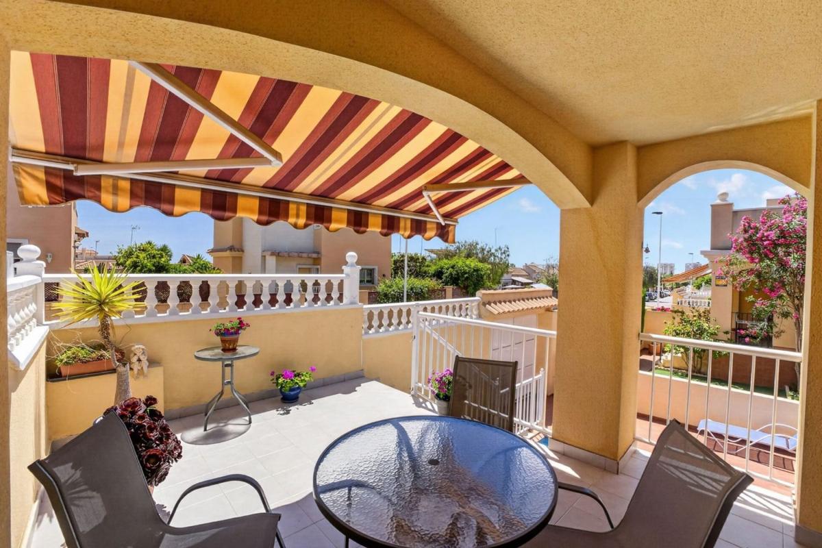 Properties for sale and rent in Spain photo 3