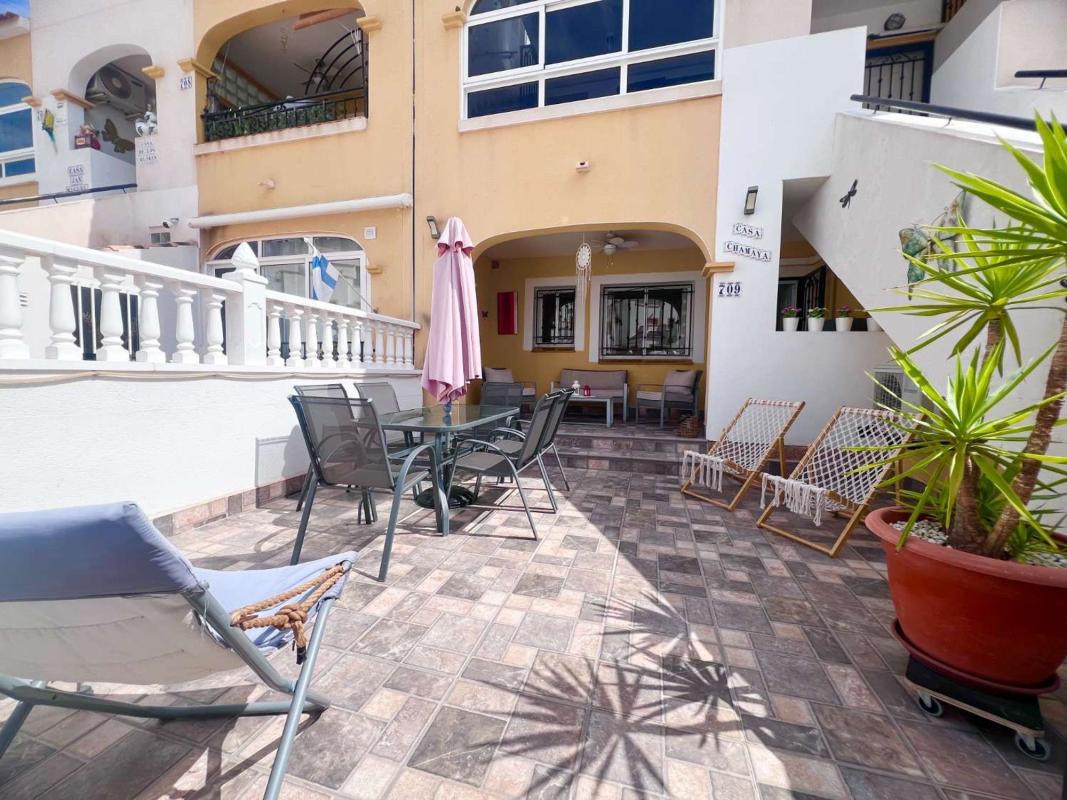 Duplex sale in Dúplex en Calle Lagunas de Ruidera, Zona Lago - Los Almendros, Orihuela, Orihuela photo 2