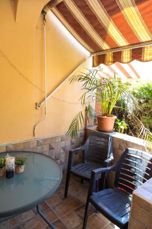 Chalet adosado en Calle la Bonanova, Villamontes-Boqueres, San Vicente del Raspeig photo 2