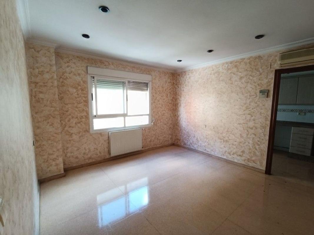 Продажа квартиры на Piso en Calle Na Saurina d'Entença, Barri Eixample, Alcoy / Alcoi, Алкой
 photo 2