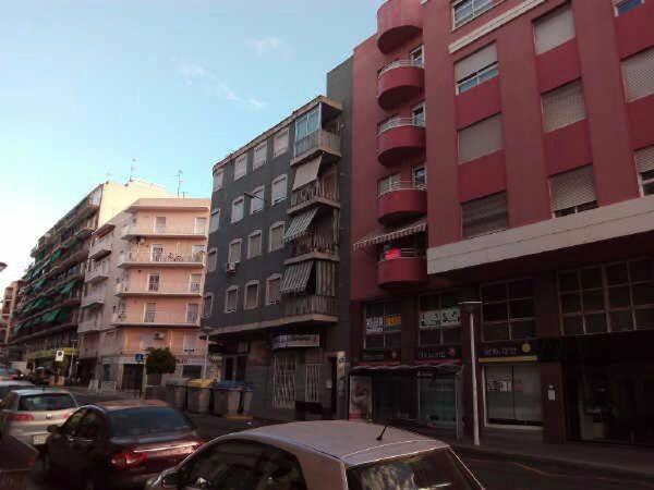 Sprzedaż mieszkania w Piso en Calle de la Diagonal, Carrús Este, Elche / Elx, Elche / Elx
 photo