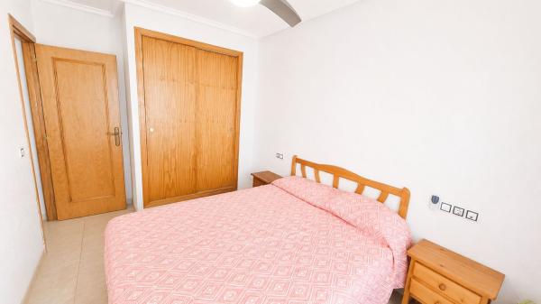 Venta de piso en Piso en Calle Clemente Gosálvez, El Molino, Torrevieja, Torrevieja
 photo 4