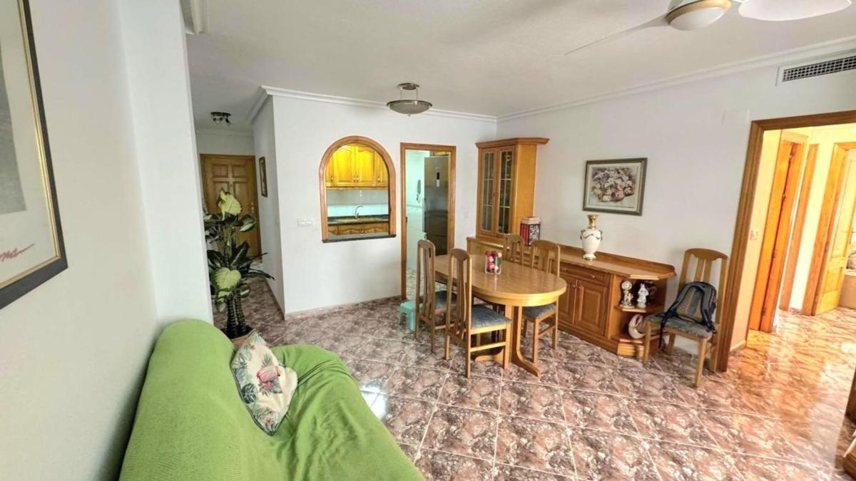 Sale of apartment in Piso en Playa del Cura, Torrevieja, Torrevieja
photo 3