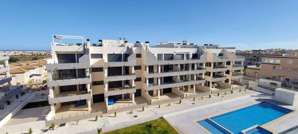 Sale of flat in Piso en Calle Cilantro, Villamartín, Orihuela, Orihuela
thumbnail 2
