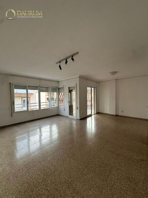 Sprzedaż mieszkania w Piso en Calle Antonio Gomis Vicente, Carrús Este, Elche / Elx, Elche / Elx
 photo 3