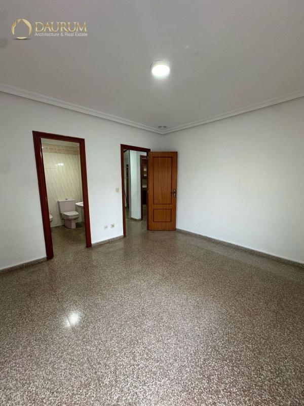 Sprzedaż mieszkania w Piso en Calle Antonio Gomis Vicente, Carrús Este, Elche / Elx, Elche / Elx
 photo 4