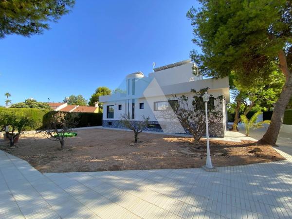 Casa o chalet independiente en Sol y Luz, San Vicente del Raspeig photo 3