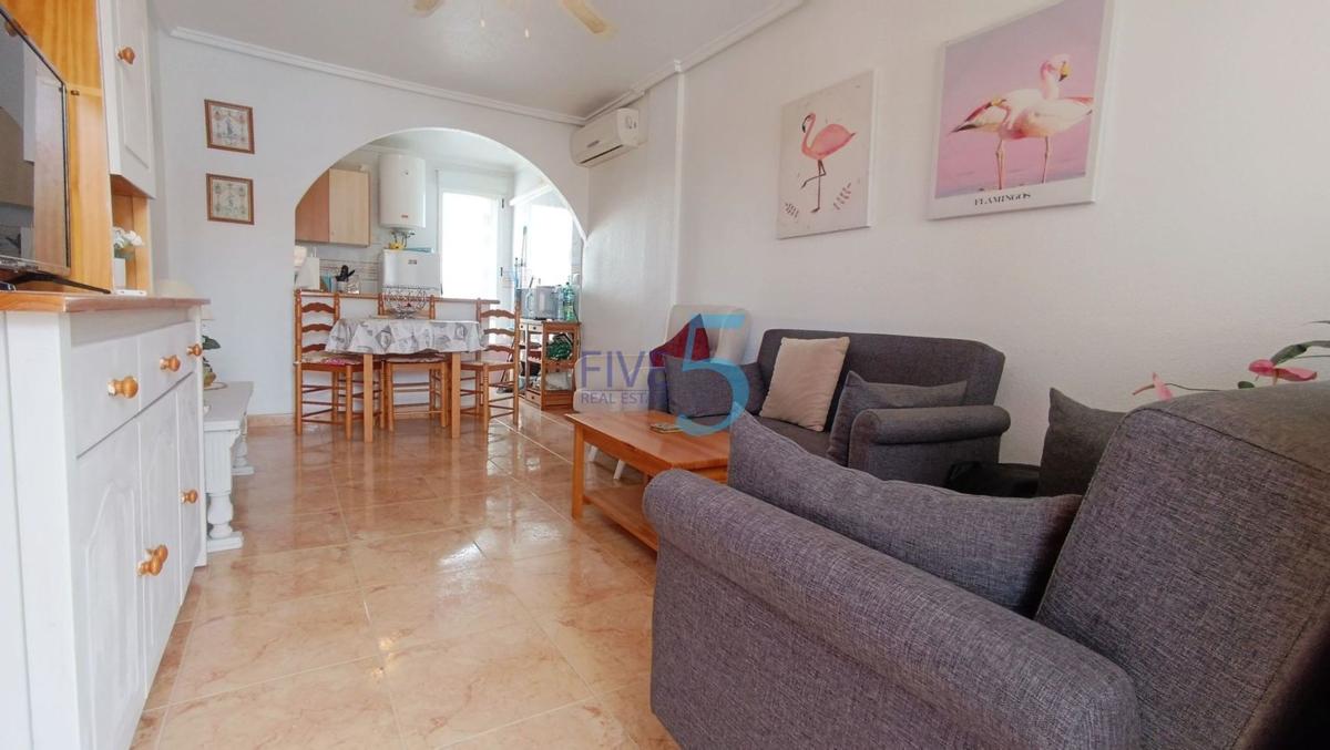 Venta de piso en Piso en Parque de las Naciones, Torrevieja, Torrevieja
photo 2