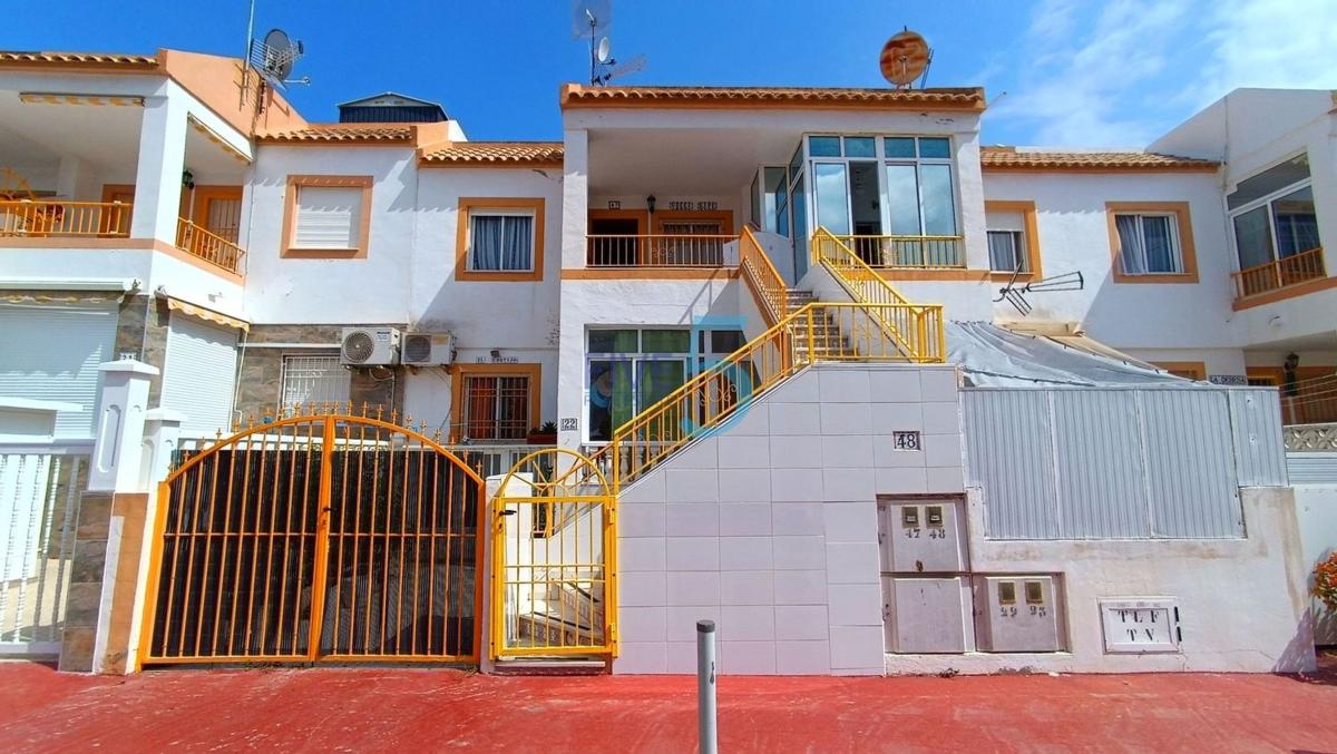 Venta de piso en Piso en Parque de las Naciones, Torrevieja, Torrevieja
photo 5