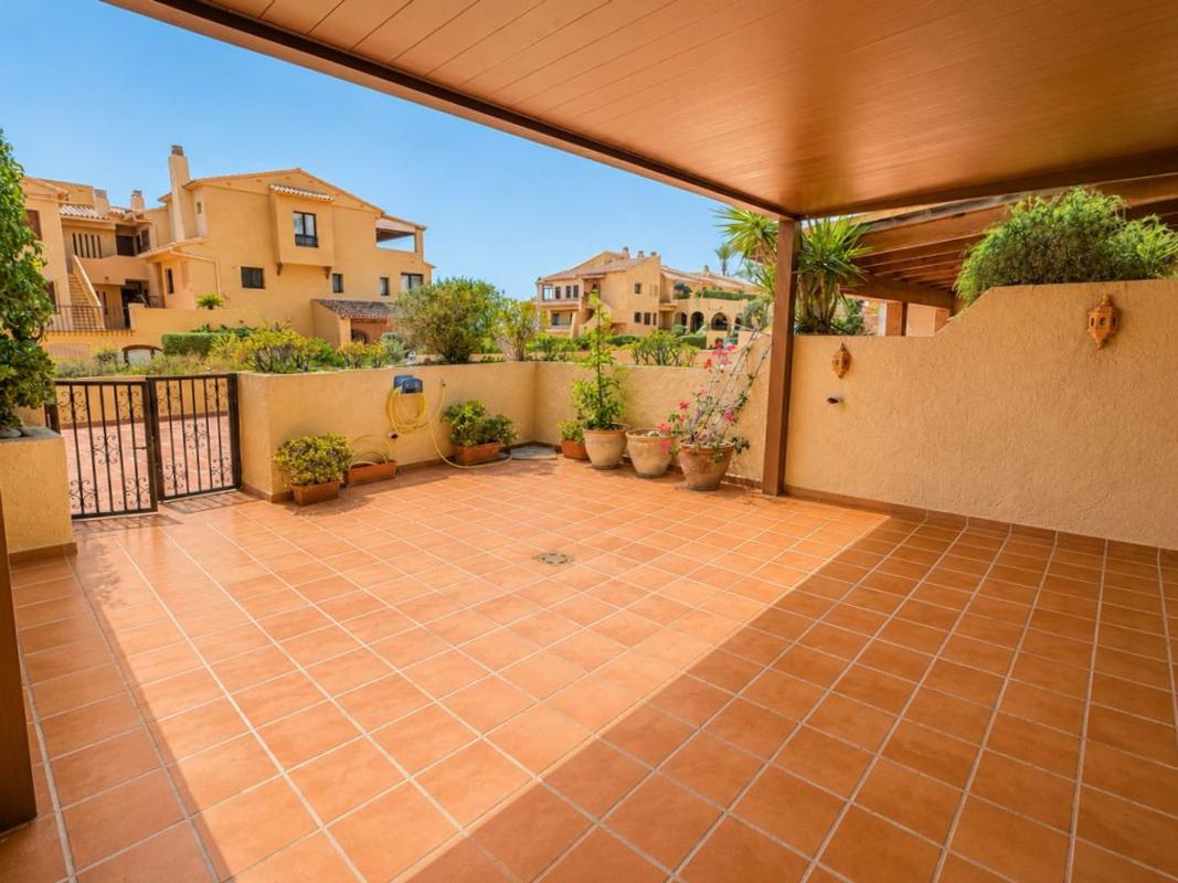 Продажа квартиры на Piso en Zona de Mascarat, Altea, Алтея
 photo 5