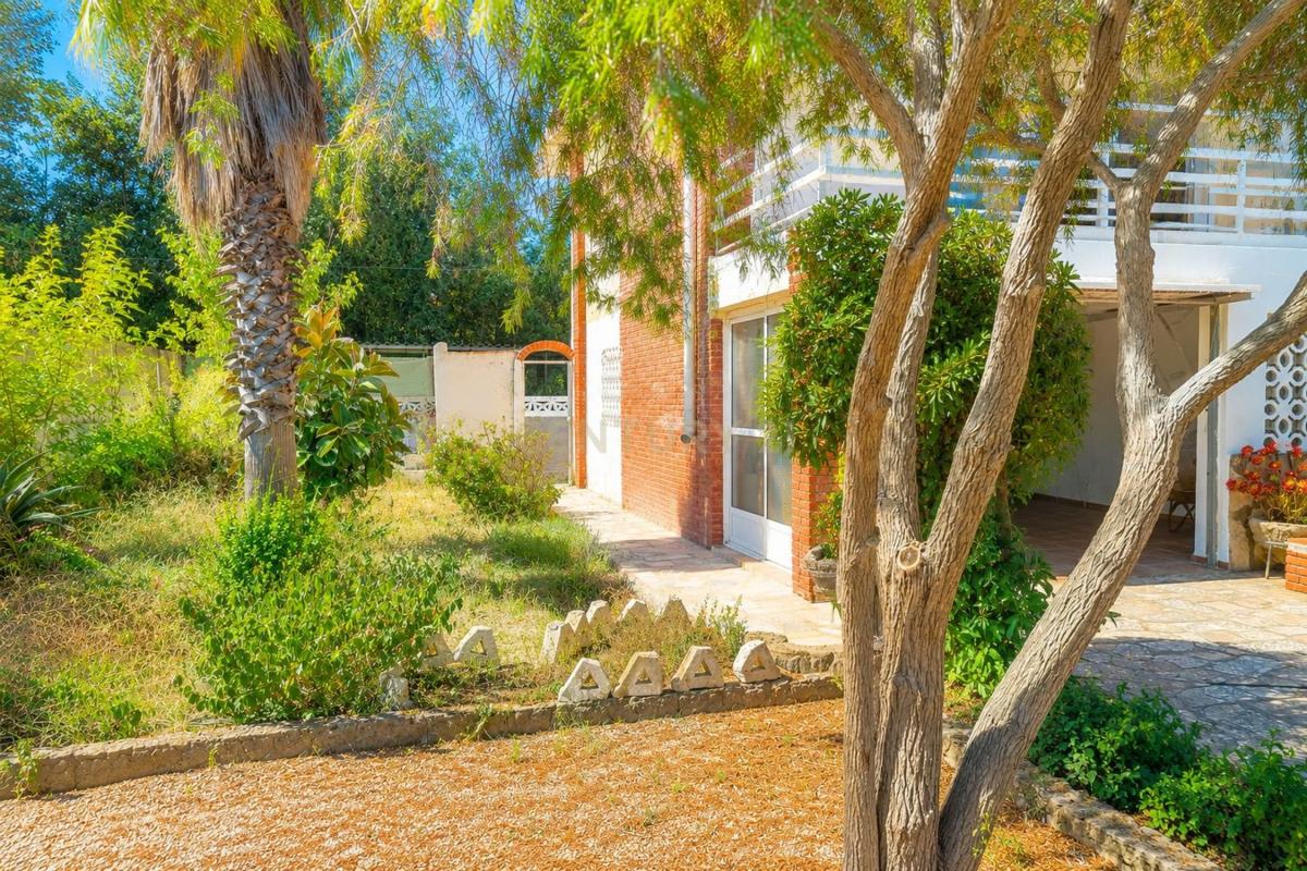 Properties for sale and rent in Spain photo 2