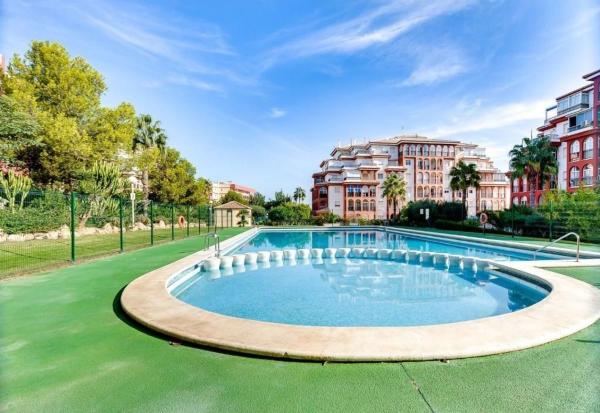 Продажа квартиры на Piso en Torreblanca, Torrevieja, Торревьеха
photo 1