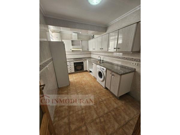 Venta de piso en Piso en Plaza del Sol, Carolinas Altas, Alicante / Alacant, Alicante / Alacant
thumbnail 1