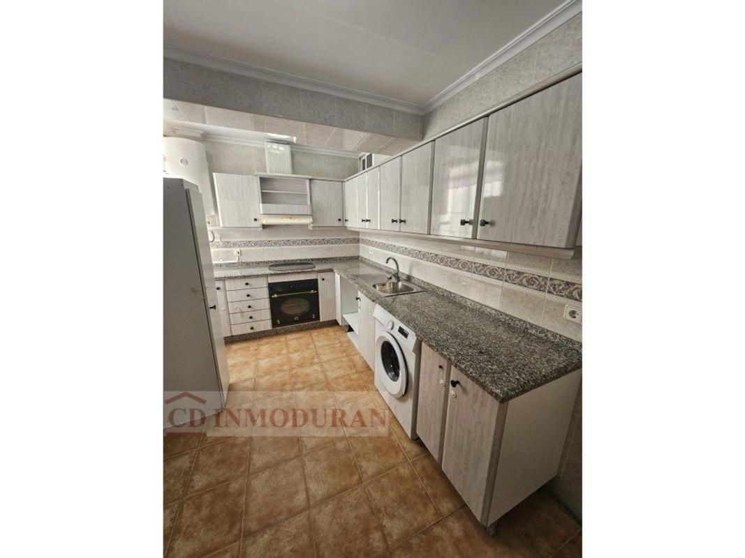 Venta de piso en Piso en Plaza del Sol, Carolinas Altas, Alicante / Alacant, Alicante / Alacant
photo 4