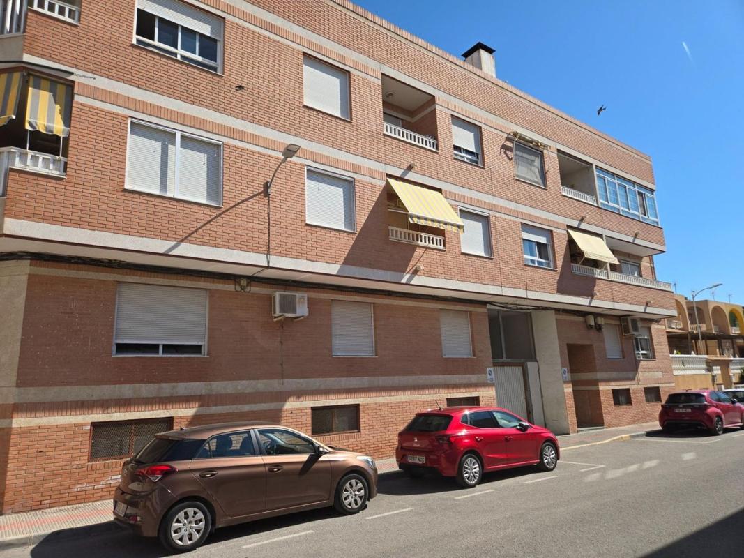 Venta de piso en Piso en Calle Armando Ros Dueñas, 3, Catral, Catral
photo 1
