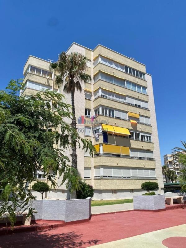 Продажа квартиры на Piso en Urbanizacion Urbanova 2, 5 t, El Palmeral-Urbanova-Tabarca, Alicante / Alacant, Аликанте / Алакант
 photo 2