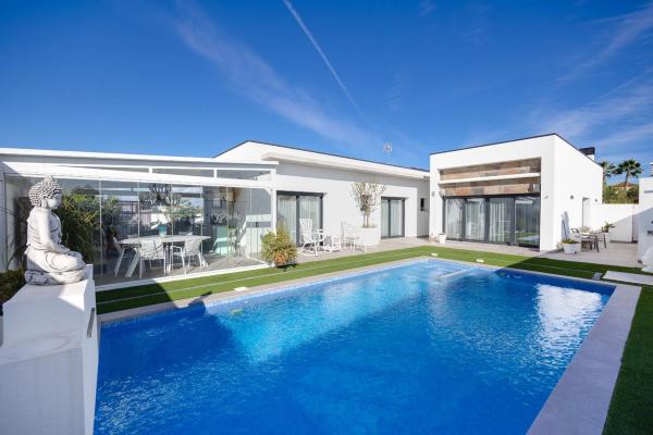 Independent chalet for sale in Casa o chalet en Calle Santa Pola, 37, Formentera del Segura, Formentera del Segura
photo 1